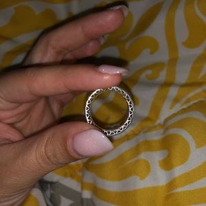 Classic Hearts Of Pandora Ring
